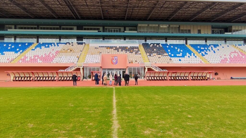 UEFA  zbarkon  në Shkodër  nis inspektimin e stadiumeve