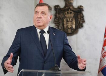 “Po rrezikon paqen në Ballkan”, ligjvënësit amerikanë kërkojnë rikthimin e sanksioneve ndaj Milorad Dodik