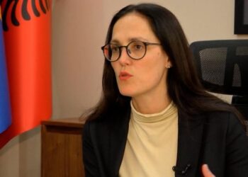 Kriza e naftës/ Ministrja Ibrahimaj: Po hartojmë planin për ngritjen e një kompanie shtetërore për tregtimin e karburanteve dhe ligjin për një rezervë shtetërore