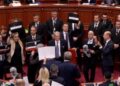 Kuvendi rrëzon me 82 vota kërkesën e SPAK për Ballukun, opozita proteston brenda sallës me pankarta