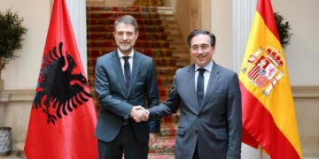 Hoxha vizitë zyrtare në Spanjë: Rritje e partneritetit në tregti, turizëm, energji të qëndrueshme