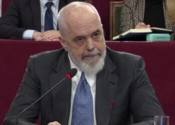 “Belinda nuk durohet lehtë…”, Rama para deputetëve: Vijën e kuqe s’e shkel për askënd, por…