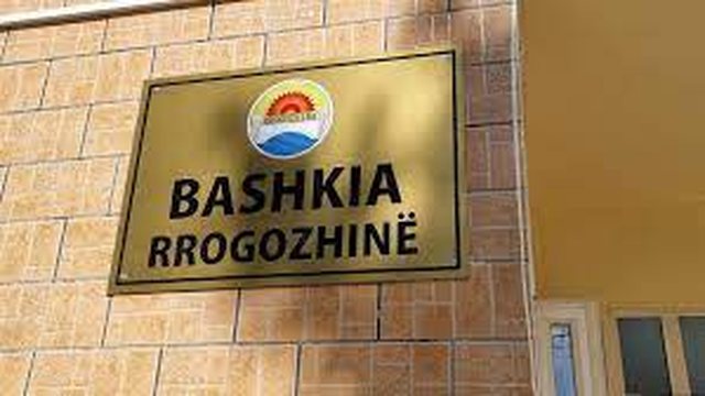 Qeveria s ka afat për Bashkinë e Rrogozhinës  ekspertët  Kodi nuk parashikon kohë për zgjedhjet