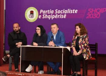 “Ju tregoj synimin e molotovëve të Berishës”, Balla mbledh Asamblenë e PS të Kavajës për zgjedhjet e ardhshme lokale