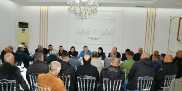 “Shqipëria po avancon me ritme të shpejta drejt BE-së”, Balla flet për integrimin në takimin e Rrogozhinës