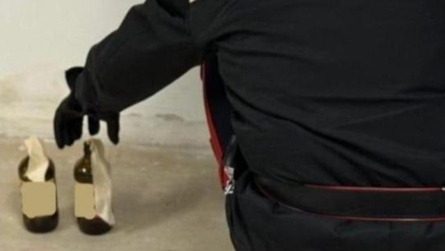 E pushoi nga puna në Itali  43 vjeçari shqiptar sulmon ish shefen me molotov  arratiset dy herë dhe përfundon në burg