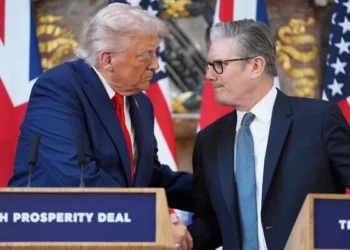 Starmer telefonatë me presidentin e SHBA-së: Diskutuam për luftën në Iran dhe për bashkëpunimin ushtarak