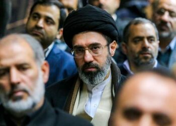 Irani në alarm: Mojtaba Khamenei në shënjestrën e SHBA-ve dhe Izraelit (Si po i shpëton përgjimit)