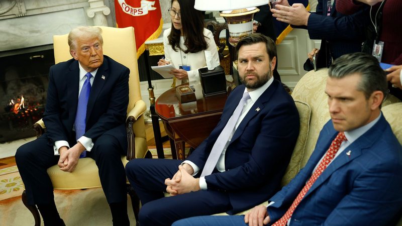 Përplasjet në rrethin e Trump për luftën ndaj Iranit  Vance kundër Hegseth