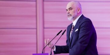 Detajet, çfarë pritet të ndodhë nesër në mbledhjen e Ramës me kabinetin dhe grupin e PS? 