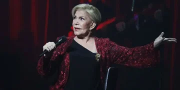 ‘Pushtoi’ skenat për gjashtë dekada, ndahet nga jeta ikona e muzikës greke Marinella