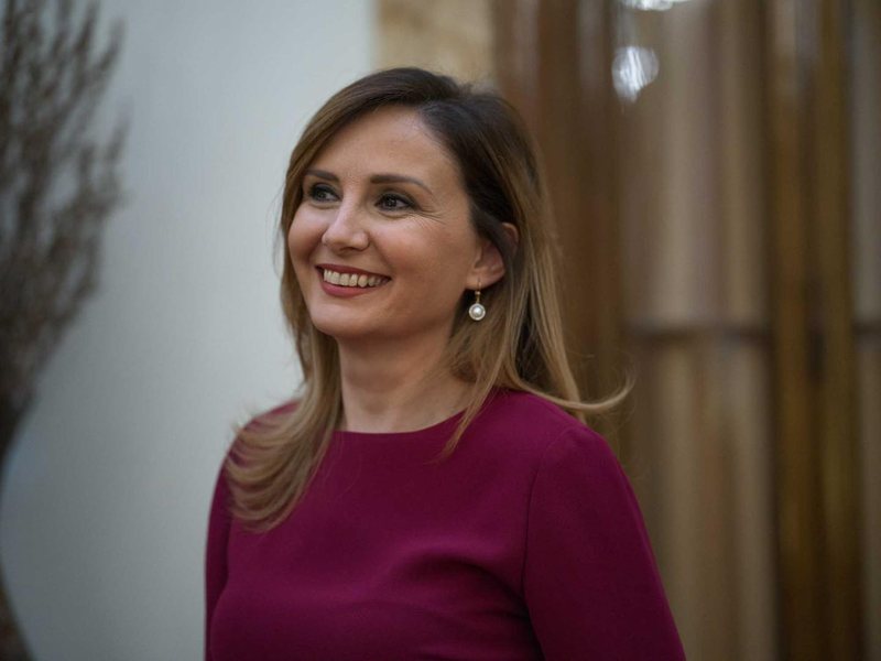  Pas 12 vitesh  qeveria pranon se taksat rrisin çmimin e karburanteve   Tabaku  Mazhoranca ka përfituar nga rritja e çmimeve dhe nuk ka mbrojtur qytetarët