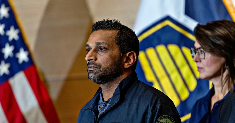  Ti je viktima e radhës   Hakerët sfidojnë hapur drejtorin e FBI së  publikohen dokumente personale në rrjet