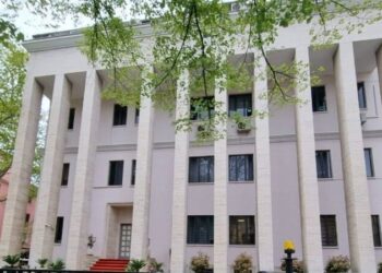 I shpëtoi drejtësisë vendase dhe “ngeci” në Shqipëri! Ish-zyrtari bangladeshas kërkesë Gjykatës së Lartë: Mos më ekstradoni, atje do më vrasin