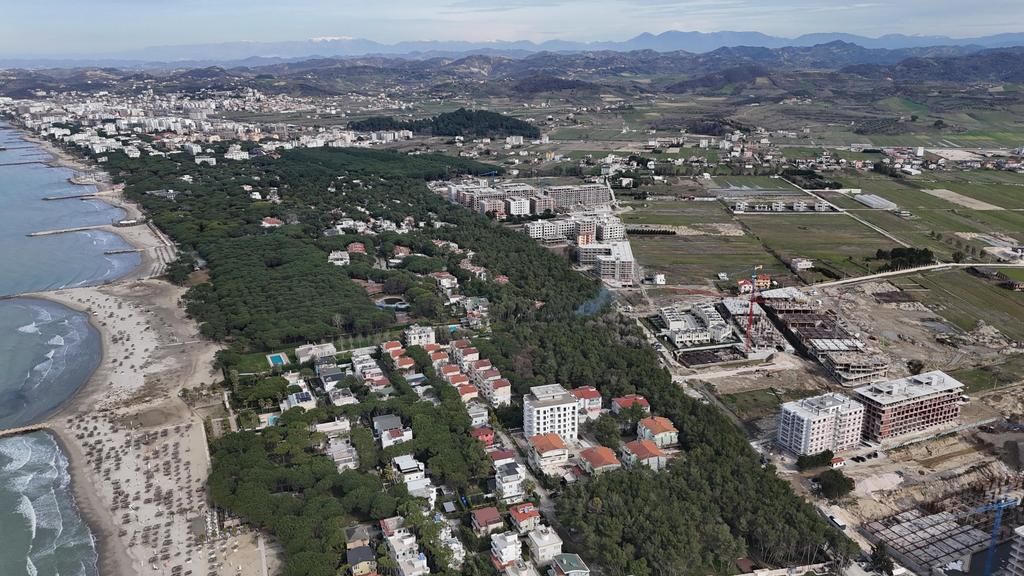 IKMT ndërhyn në Golem dhe Qerret  Nga 55 subjekte  vetëm dy sipas ligjit