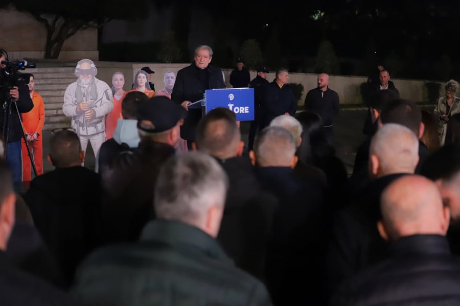 Berisha  Rama sfidoi shqiptarët dhe ndërkombëtarët  u tha se lufta kundër korrupsionit është më e dëmshme se korrupsioni