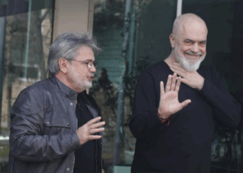 Mbledhja e Kryesisë së PS përfundon pa datë për Asamblenë. Zbardhen porositë e Ramës