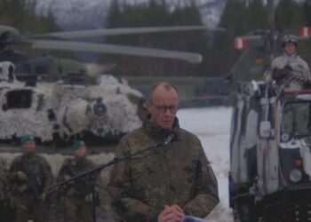 “Nuk është një mision i NATO”, Londra dhe Berlini hedhin poshtë kërkesat e SHBA për Hormuzin