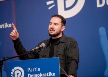 Salianji i përgjigjet Berishës: Sa më shumë flet për përjashtime, aq më e qartë bëhet frika nga gara