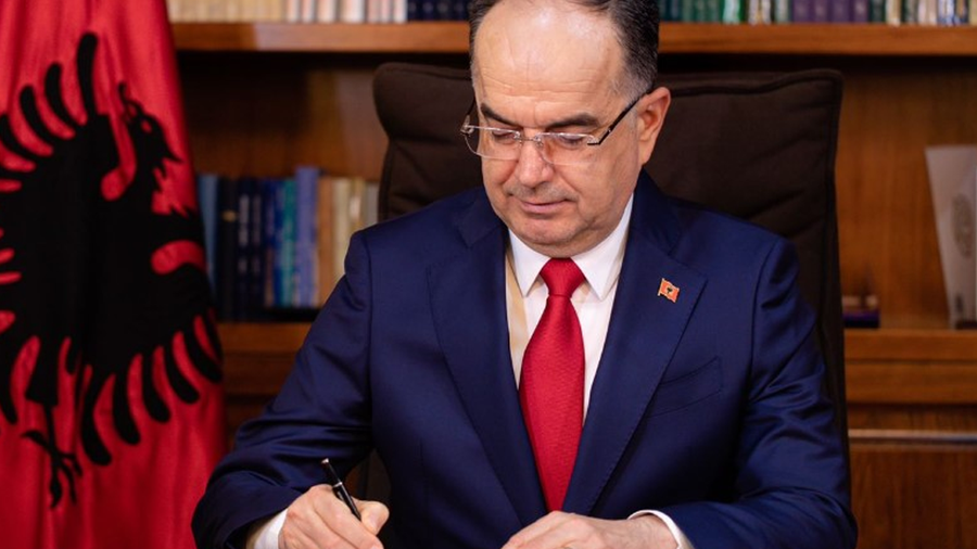 Shkarkohet komandanti i Forcës Ajrore  ja kush e zëvendëson