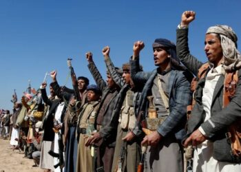 Dronë nga Jemeni dhe Irani sulmojnë Izraelin, Houthi rrezikojnë bllokimin e Detit të Kuq