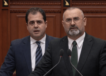 LIVE! Lexohen raportet për Ballukun në Kuvend, PD: T’i hapet rrugë SPAK-ut! PS: Sot të ndahet politika nga drejtësia