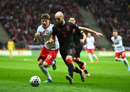 Merr fund ëndrra e Botërorit për Shqipërinë  Polonia fiton me përmbysje në Varshavë