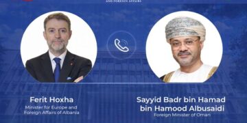Hoxha telefonatë me homologun e Omanit: Kriza në Lindjen e Mesme kërcënon rrugët ekonomike