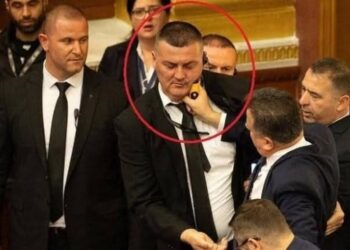 Ish- deputeti i PD shpërthen ndaj Flamur Nokës: Trim palaço, godet vetëm ata që s’i bëjnë rrezik
