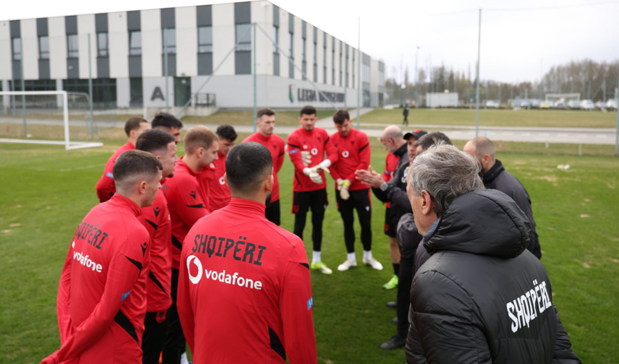 Shqipëria stërvitet në Varshavë  më pas udhëton drejt Valencias për sfidën e padëshiruar