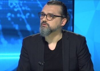 A mund të rindërtohet shqiptari që skuqet nga vjedhja