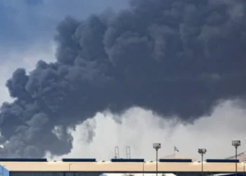 Alarm në resortet luksoze, turistët në Dubai të panikosur nga sulmet iraniane: Menduam se ishin fishekzjarrë