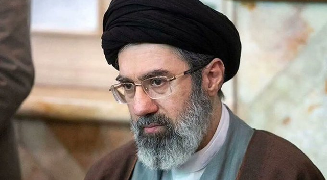 Zgjidhet udhëheqësi i ri  Djali i Khameneit  Mojtaba Hosseini lider Suprem i Iranit