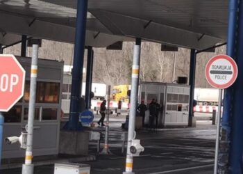 Serbia rendit Shqipërinë dhe Kroacinë në listën e vendeve të pasigurta, u kërkon qytetarëve të marrin “masa shtesë”