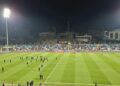 Tensione në stadiumin ‘Fadil Vokrri’ në Prishtinë, policia arreston disa tifozë turq