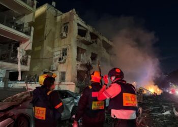 Sulm iranian mbi Tel Aviv, një i vdekur dhe të paktën 20 të plagosur. Rubio anulon vizitën në Izrael