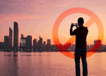 Lufta në Lindjen e Mesme / Abu Dhabi arreston 109 persona për përhapje paniku në rrjetet sociale