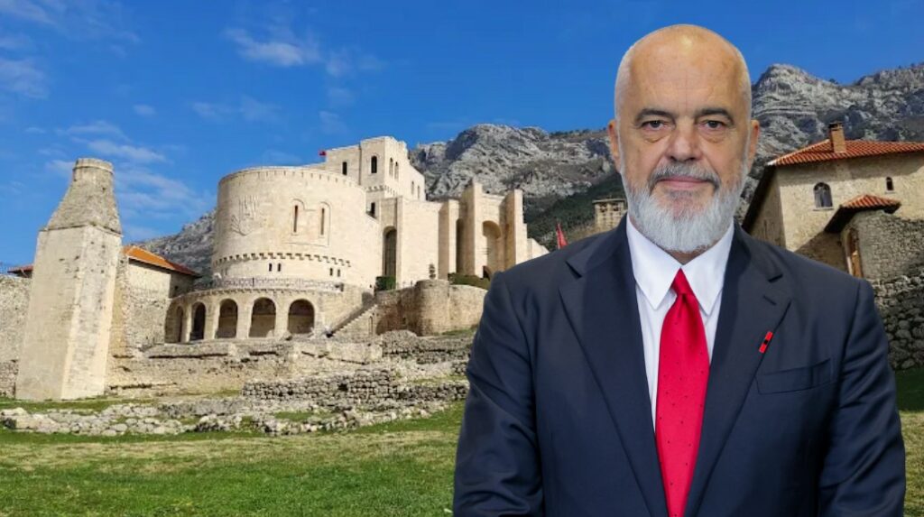 VIDEO   Rama publikon pamjet  Mbi 1000 vizitorë në Muzeun e Krujës vetëm këtë të diel