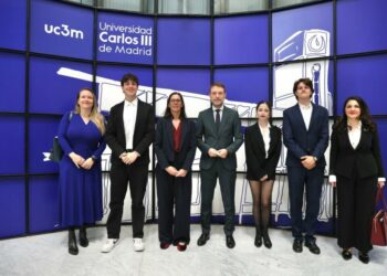 Hoxha me studentët e Madridit: E ardhmja e Shqipërisë, e ankoruar brenda familjes europiane
