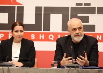 Rama shpjegon skemën, si do përfitohet rritja e pensioneve, çfarë do ndodhë me mjekët, infermierët dhe mësuesit