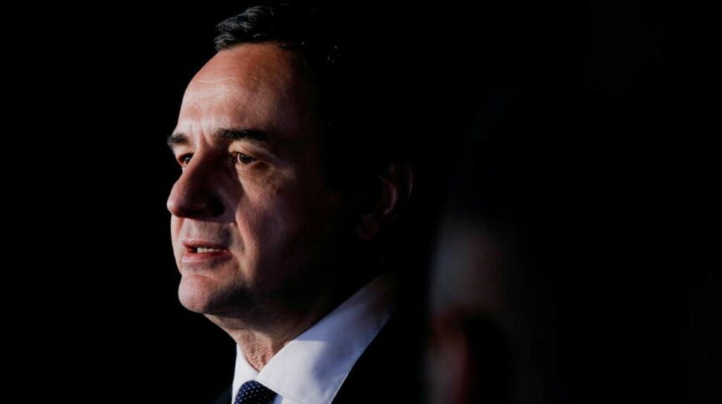 Albin Kurti thirrje ndërkombëtarëve  Ndëshkoni Serbinë për provokimet 