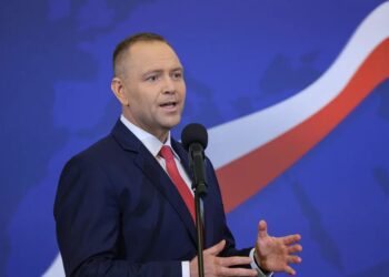 Priten protesta në stadium për tifozin VIP të ndeshjes, përballja Poloni-Shqipëri mund të jetë shumë më e ndezur se sa pritej