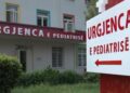 Mbërriti në gjendje të rëndë në pediatrinë e Korçës, niset drejt Tiranës foshnja 2-muajshe