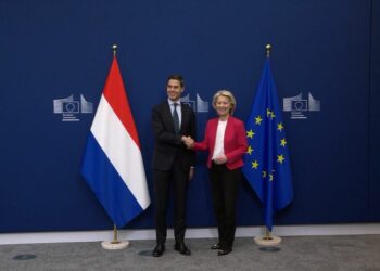 Holanda me sytë nga modeli italo-shqiptar për azilkërkuesit/ Kryeministri: Ka shtete që pranojnë të kryejnë…