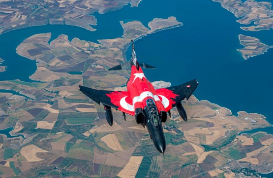 Raketat drejt Turqisë  Lideri Suprem Mojtaba Khamenei  U lëshuan nga Izraeli  jo nga Irani