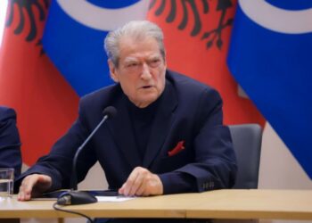 Berisha kritika të forta për Ramën: Mashtron shqiptarët me naftën dhe fsheh dështimin me investimet