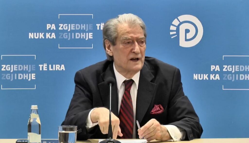  Koha të përballemi me këtë regjim të poshtër   Berisha  Rama vendosi të mbyllë dyert e drejtësisë në Shqipëri 