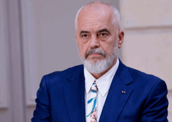 “Fitër Bajrami”, kryeministri Rama uron besimtarët myslimanë me një foto të veçantë