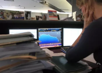 Efekti i luftës, tregjet globale në rënie të lirë, Evropa “djeg” 314 miliardë euro në një ditë