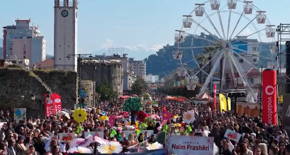 Elbasani   kryeqytet  i Ditës së Verës  mijëra njerëz nga i gjithë vendi i bashkohen festimeve